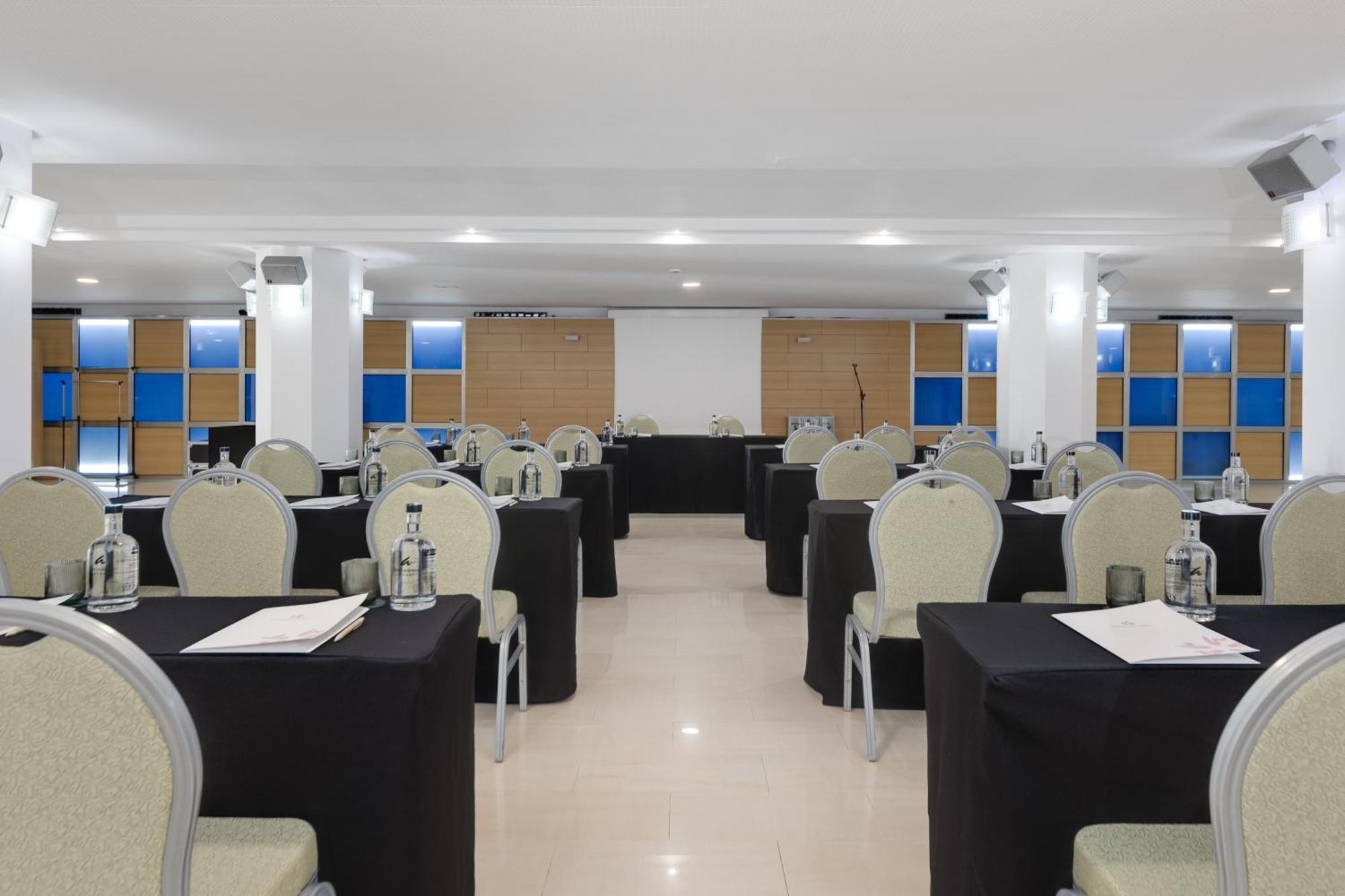 Daniya Denia Spa & Business 4* Exteriör bild