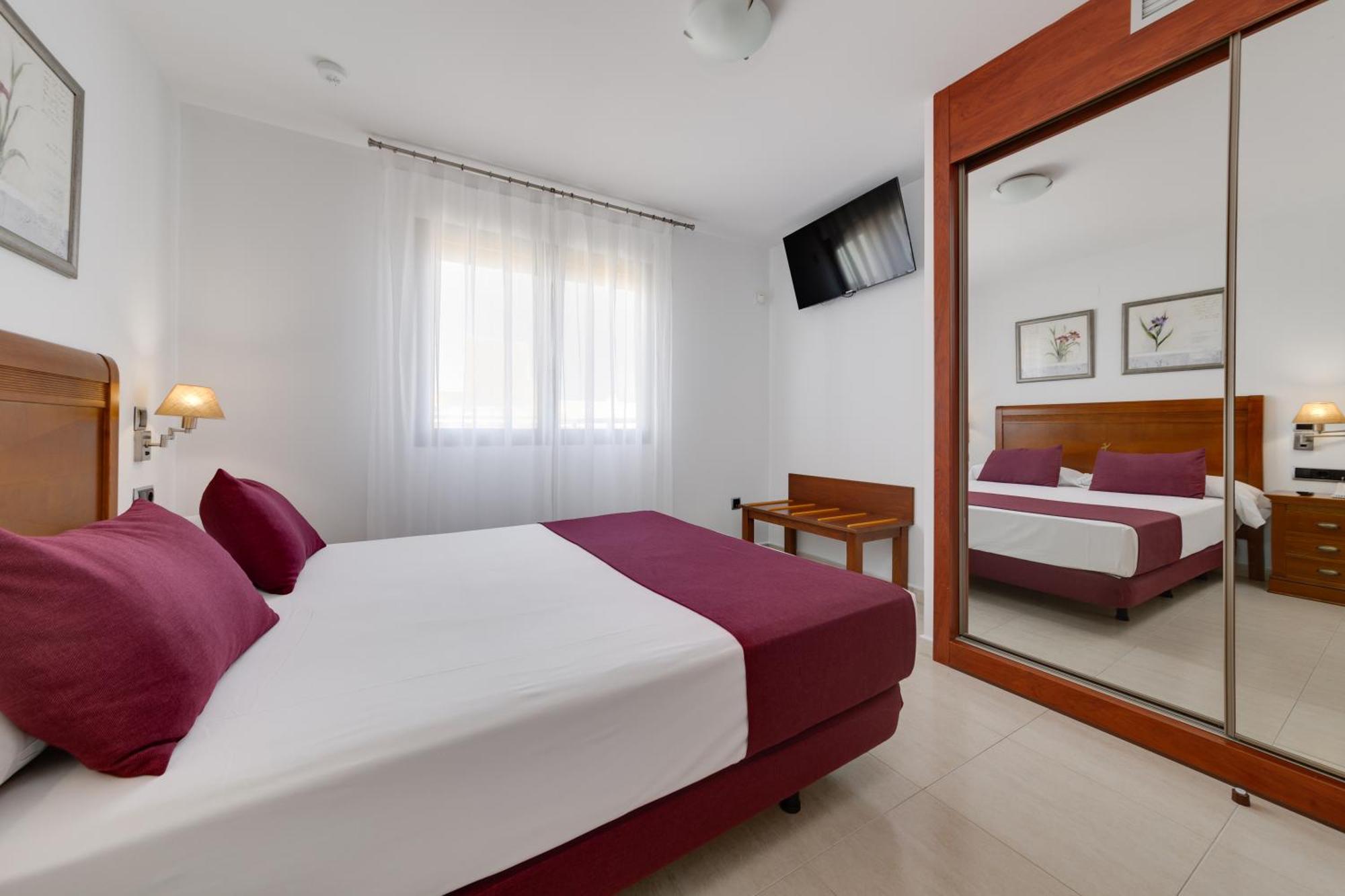 Daniya Denia Spa & Business 4* Exteriör bild