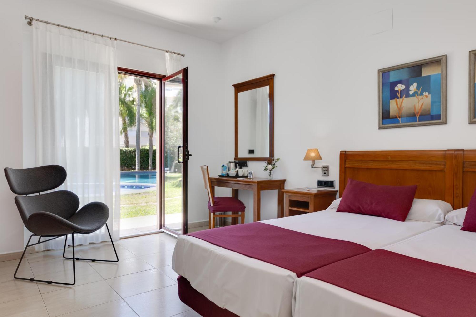 Daniya Denia Spa & Business 4* Exteriör bild